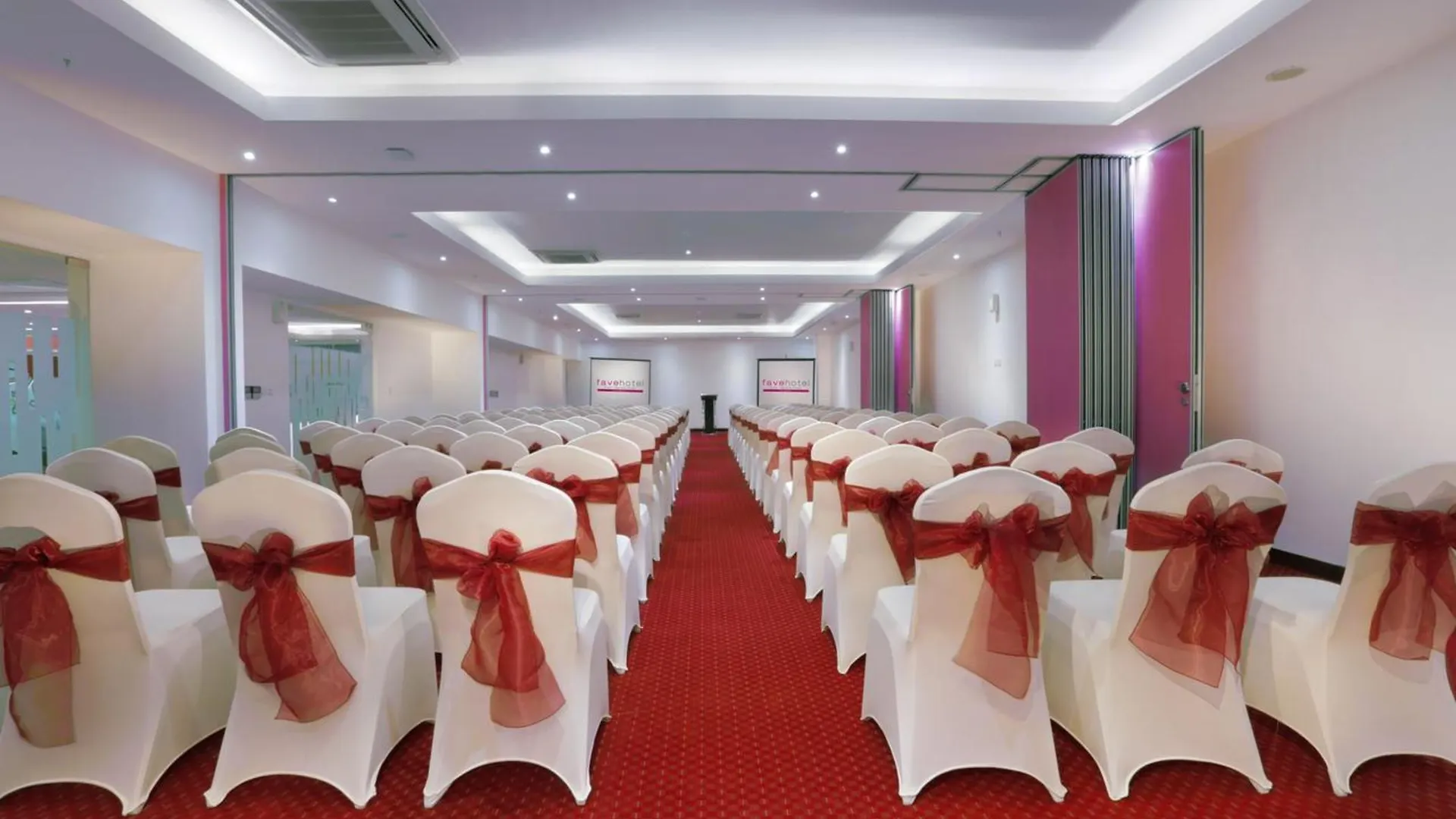 Favehotel Kuta Kartika Plaza 3*, קוטה לומבוק אינדונזיה