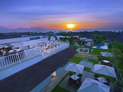 Favehotel Kuta Kartika Plaza קוטה לומבוק