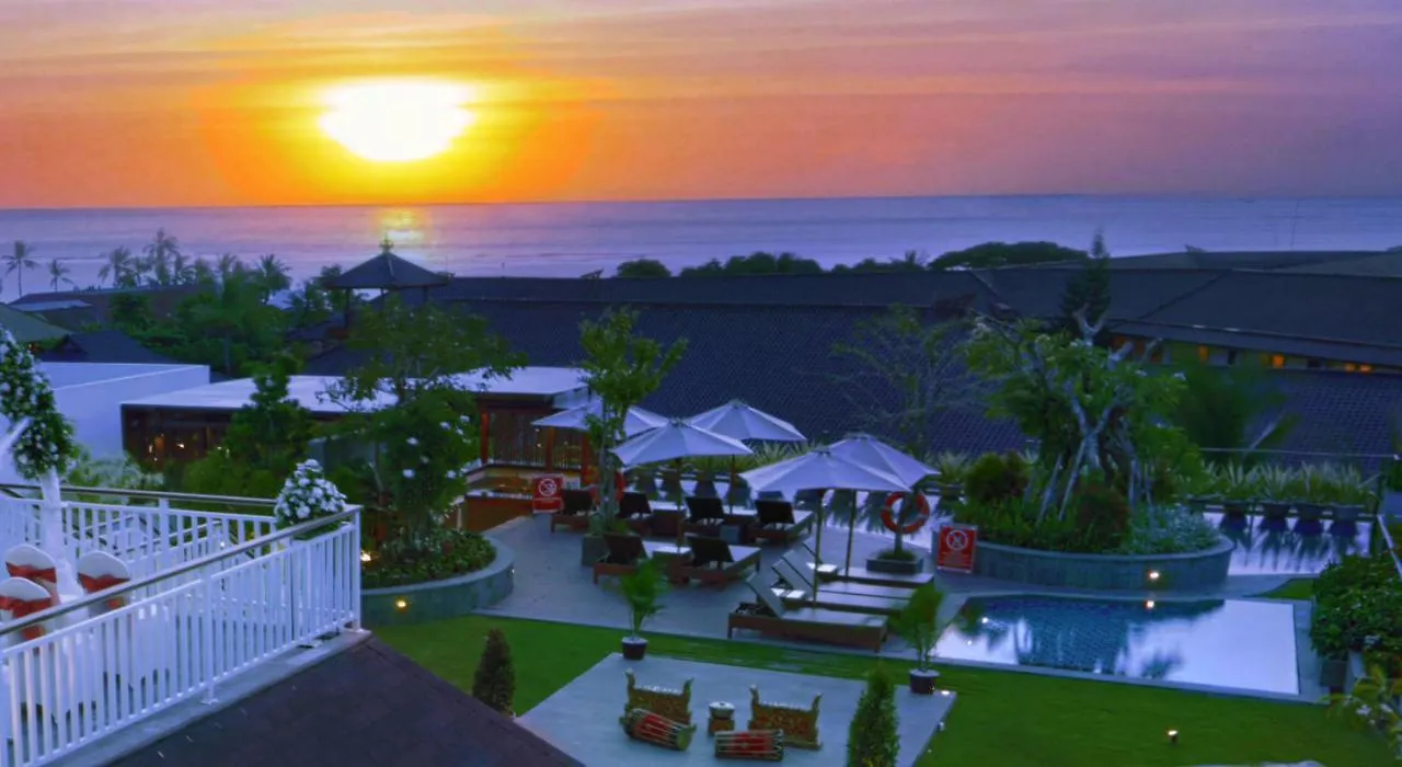 Favehotel Kuta Kartika Plaza מלון קוטה לומבוק